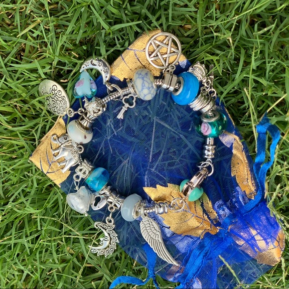 This BLUE BREEZE BRACELET is simple beautiful 💙😍 - Picture 9 of 10